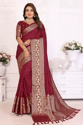Maroon silk couple set kurta and saree with jacquard border