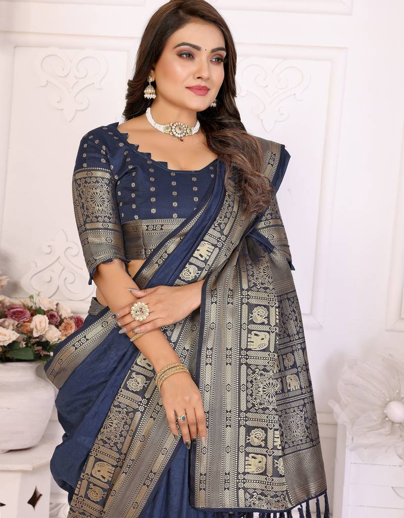 Navy blue silk couple set kurta and saree with jacquard border