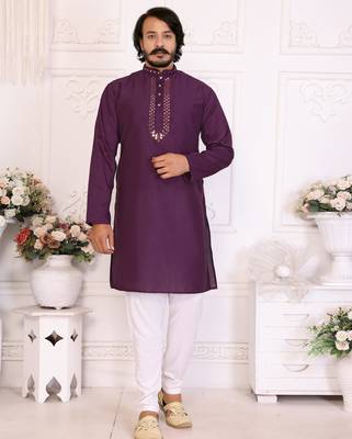 Wine silk couple set kurta and saree with jacquard border 4