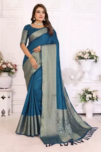 Blue silk couple set kurta and saree with jacquard border