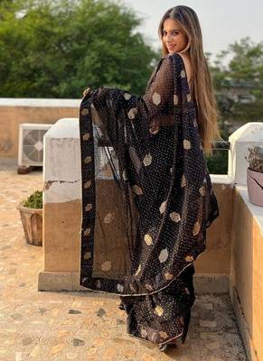 black georgette saree with sequins lace work 3