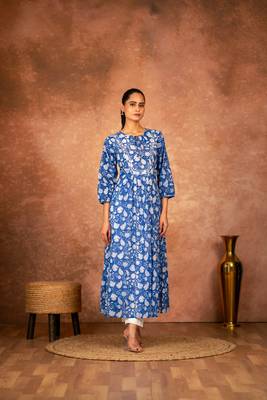 Blue floral hand block printed cotton kurta pant  set of 2 1