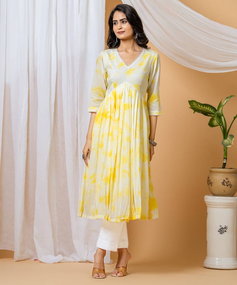 Yellow tie & dye kurta pant set of 2