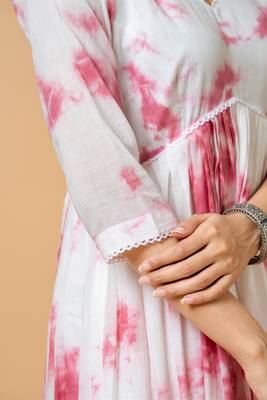 Magenta tie & dye kurta pant set of 2 4