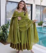 Parrot mul chanderi mirror work kurta with pant and heavy dupatta