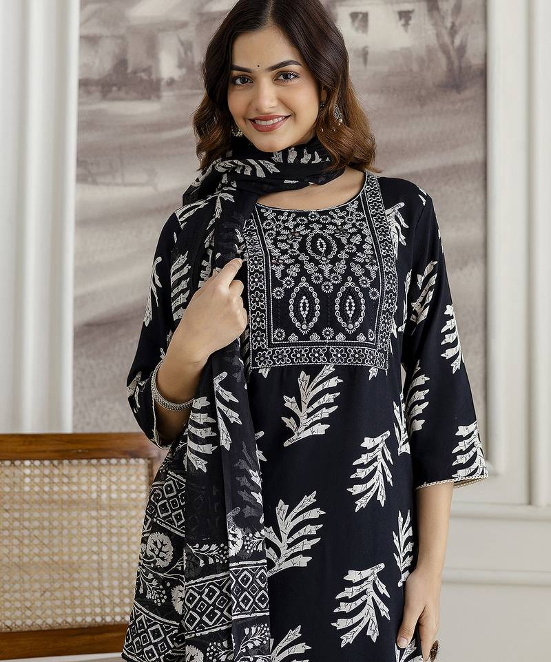Black Pure Cotton Leaf Print Embroidery Work Anarkali Kurta Pant with Dupatta
