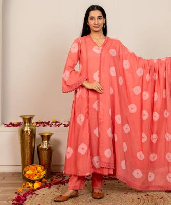 pink tie & dye cotton salwar kameez set with lace detailing 1