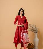 Red green hand block printed cotton suit set of 3