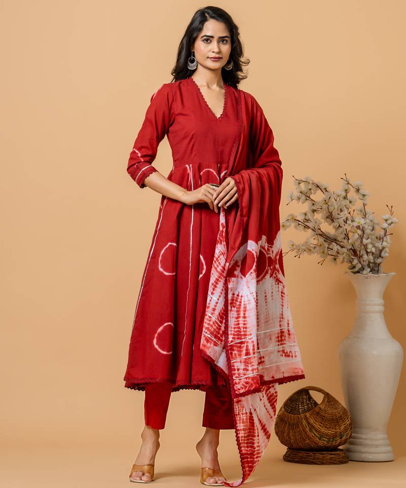 Red tie & dye cotton suit set of 3