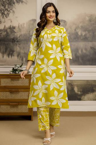 Yellow Pure Cotton Floral Print Beads Neck Work Embroidery Kurta Pant Set Ethnic Wear
