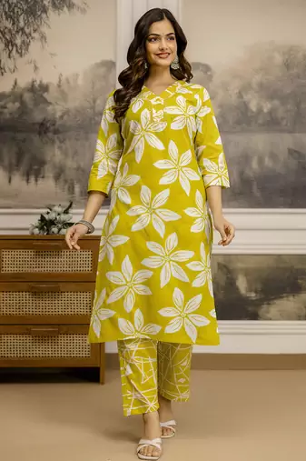 Yellow Pure Cotton Floral Print Beads Neck Work Embroidery Kurta Pant Set Ethnic Wear