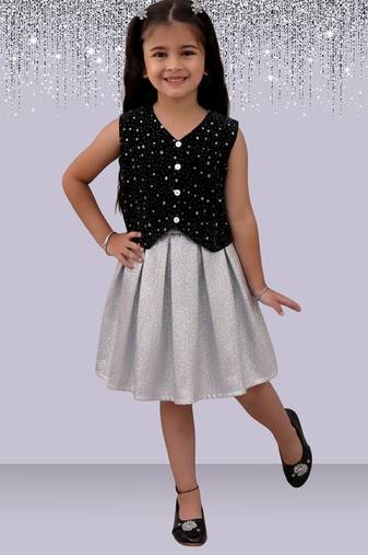 Black printed velvet co ord set