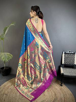blue lichi silk blend ikkat floral motifs zari woven paithani saree 3