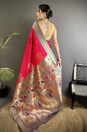 rani pink lichi silk blend peacock & floral motifs zari weaving paithani saree