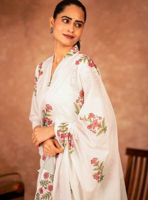 pink cotton salwar kameez set with off white hand block print 4