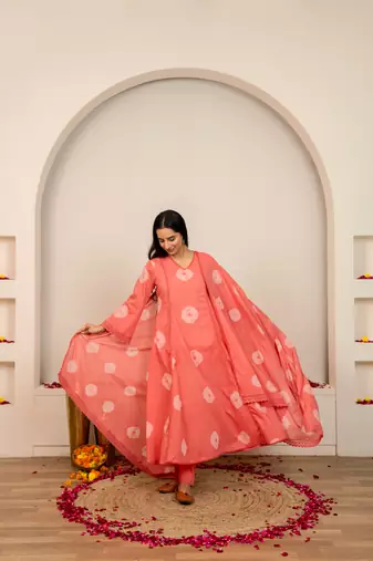 pink tie & dye cotton salwar kameez set with lace detailing
