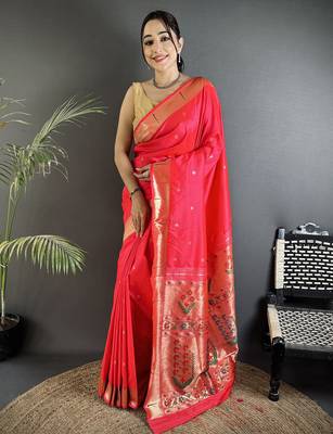 rani pink lichi silk blend floral ikkat motifs zari weaving paithani saree 1