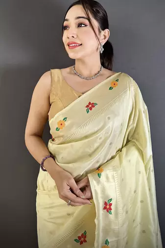 cream lichi silk blend parrot & floral woven design zari weaving paithani saree