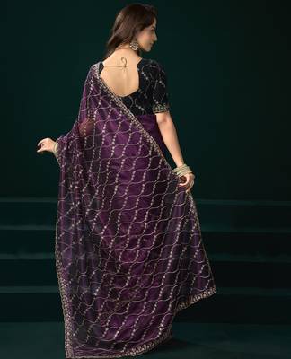 Wine net jaal pattern sequence embroidery thread work party wear saree 3