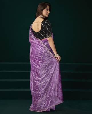 Lavender net jaal pattern sequence embroidery thread work party wear saree 3