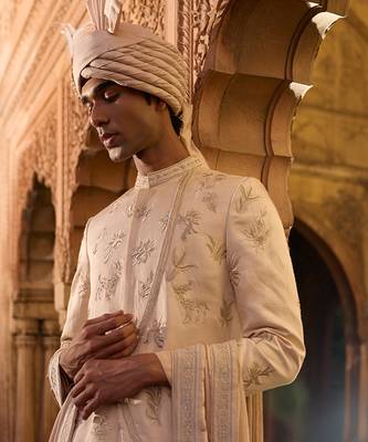 Gold embroidered linen satin sherwani 2