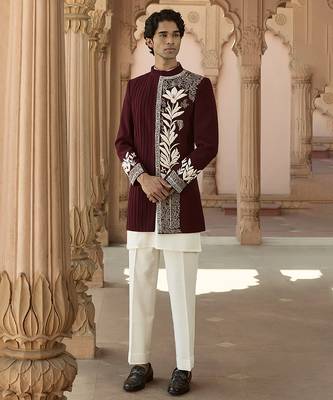 Maroon embroidered linen bandhgala set 4