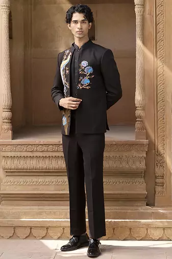 Black embroidered linen bandhgala set
