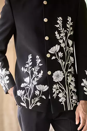 Black embroidered linen bandhgala set
