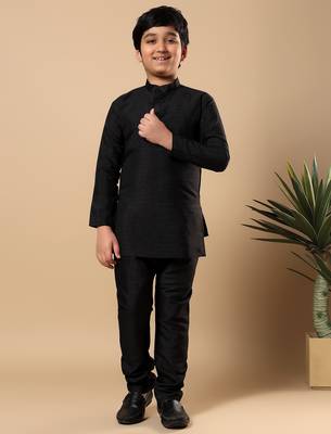 Boys black cotton silk oval sequined buti pattern kurta & pyjama with waistcoat set 5