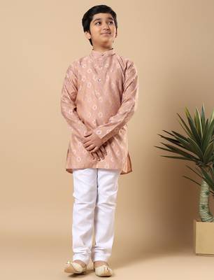 Boys peach cotton blend ikat woven pattern kurta & pyjama set 1