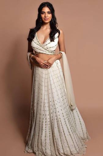 white embroidered georgette lehenga choli with dupatta