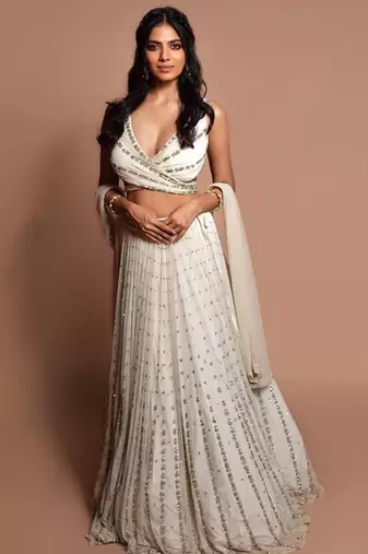 WHITE EMBROIDERY GEORGETTE FASHION LEHENGA CHOLI WITH DUPATTA