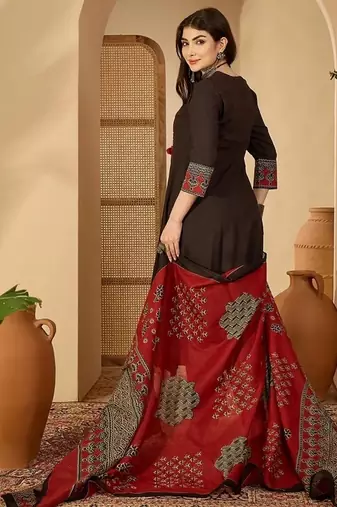 Black rayon calf length solid 3/4 sleeve v-neck flared kurta suit set