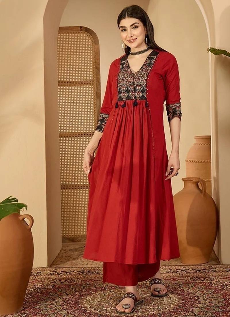 Maroon rayon calf length solid 3/4 sleeve v-neck flared kurta suit set