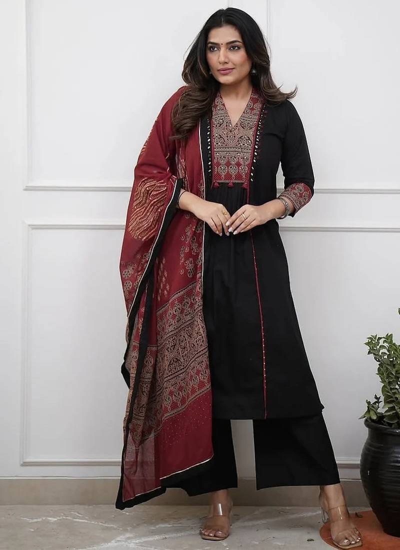 Black rayon calf length solid 3/4 sleeve v-neck flared kurta suit set