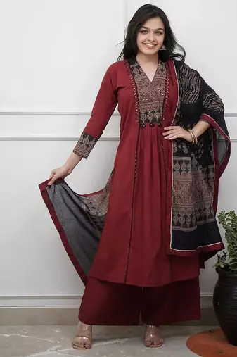Maroon rayon calf length solid 3/4 sleeve v-neck flared kurta suit set