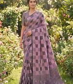 Women mauve & black checkered linen blend saree with floral pallu