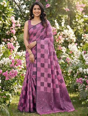 Women purple & pink checkered linen blend saree with floral pallu 1