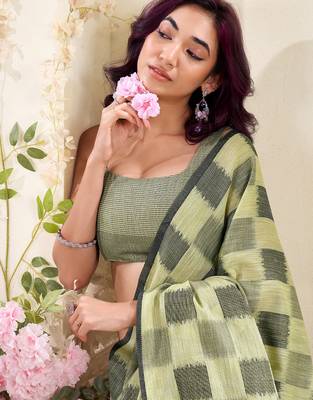 Women olive green checked linen saree with floral pallu 4