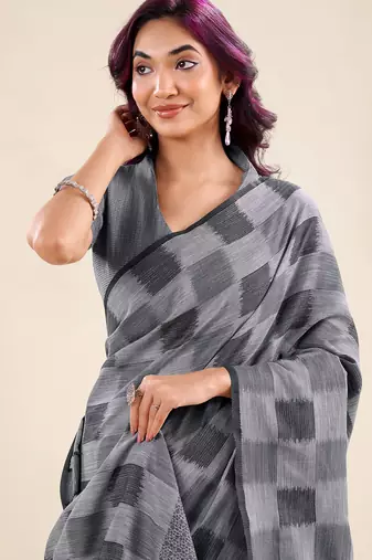 Women grey & black checked linen saree with floral pallu