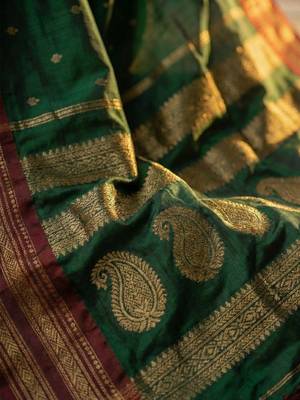 The emerald empress: dark green soft silk blend saree with rich crimson red zari border 5