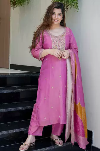 Pink color viscose simar sttiched kurta set