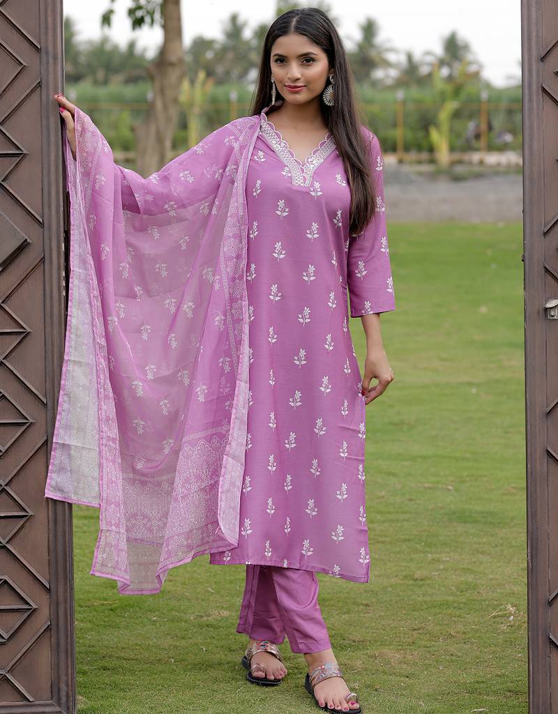 Lavender rayon embroidered kurta set