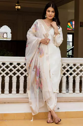 White viscose chanderi embroidered kurta set