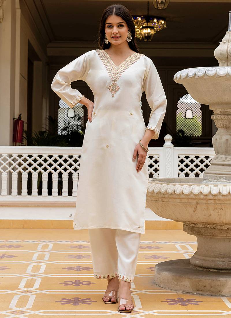 White viscose chanderi embroidered kurta set