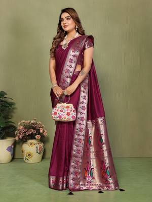 Wine Color Zari Gold & Weaving Paithani Silk Saree 3