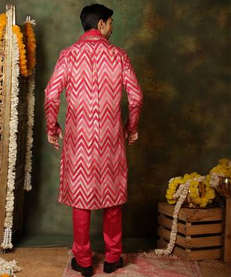 Pink embroidered silk kurta set 3