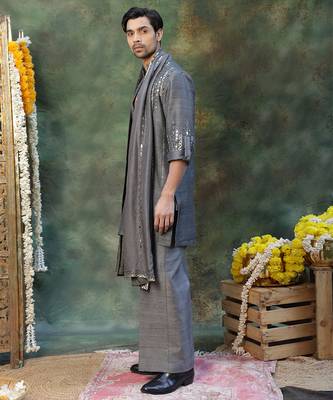Grey embroidered silk kurta set 2