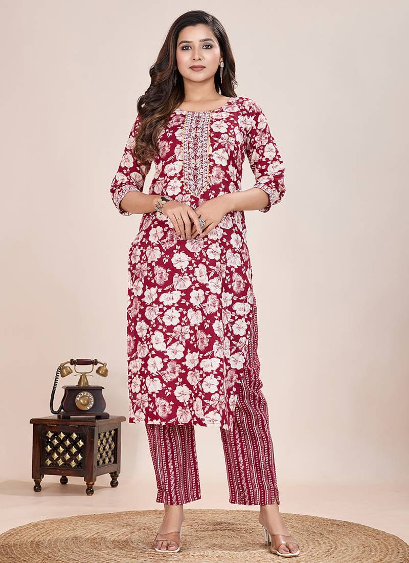 Maroon printed cotton blend kurta pant set