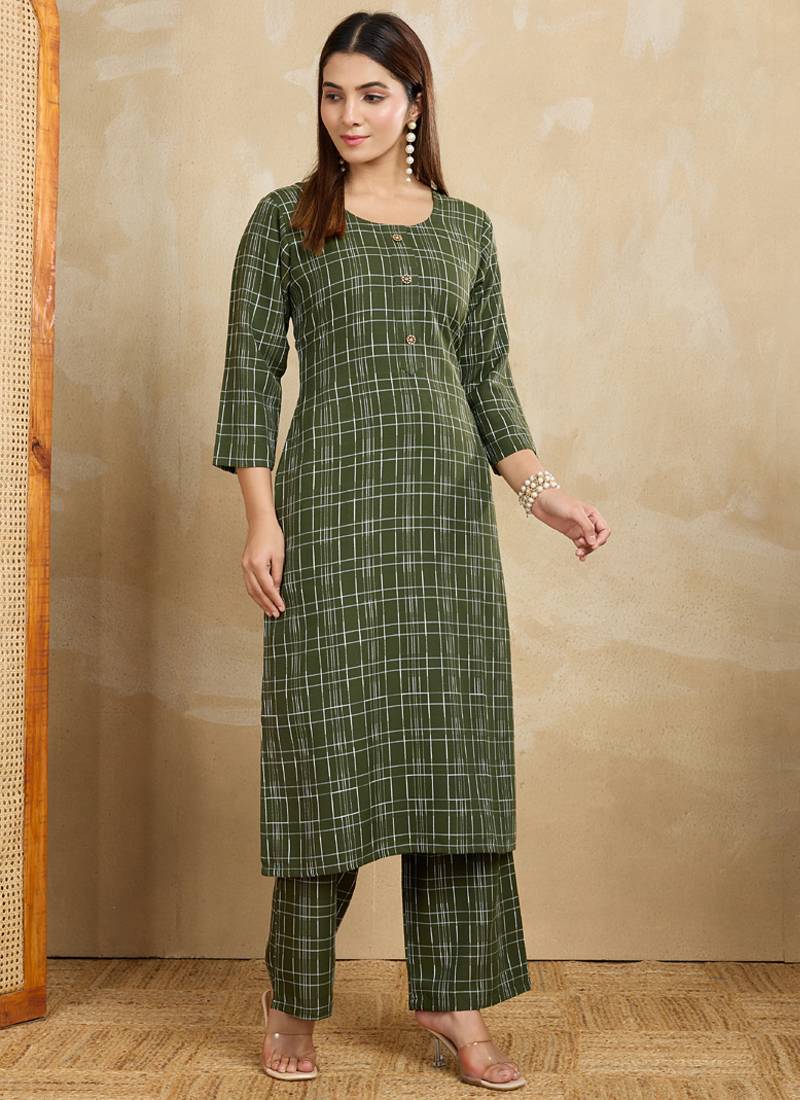 Green printed cotton blend kurta pant set
